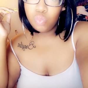 Meet your Posher, Breanna